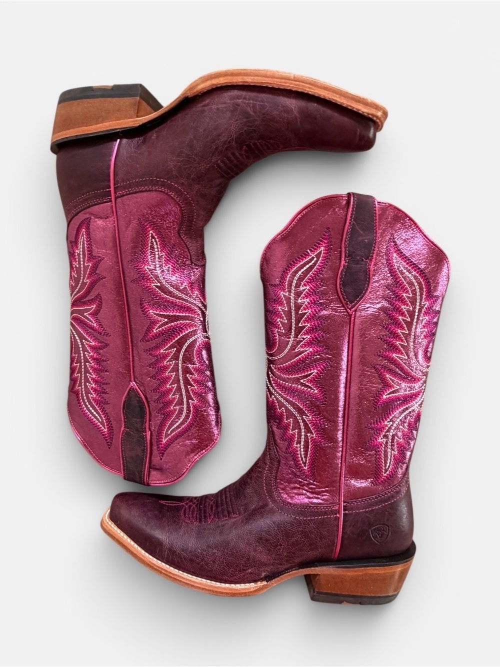 Ariat western boot in crimson grape/magenta shine - Picture 5 of 13